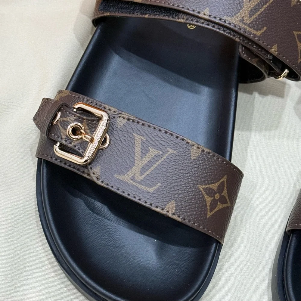 Louis Vuitton Women's Brown Sandals - Picture 4 of 5